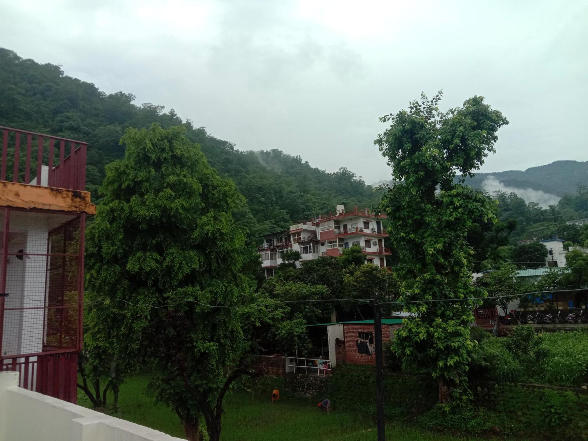 Deepak Homestay Rishīkesh Extérieur photo